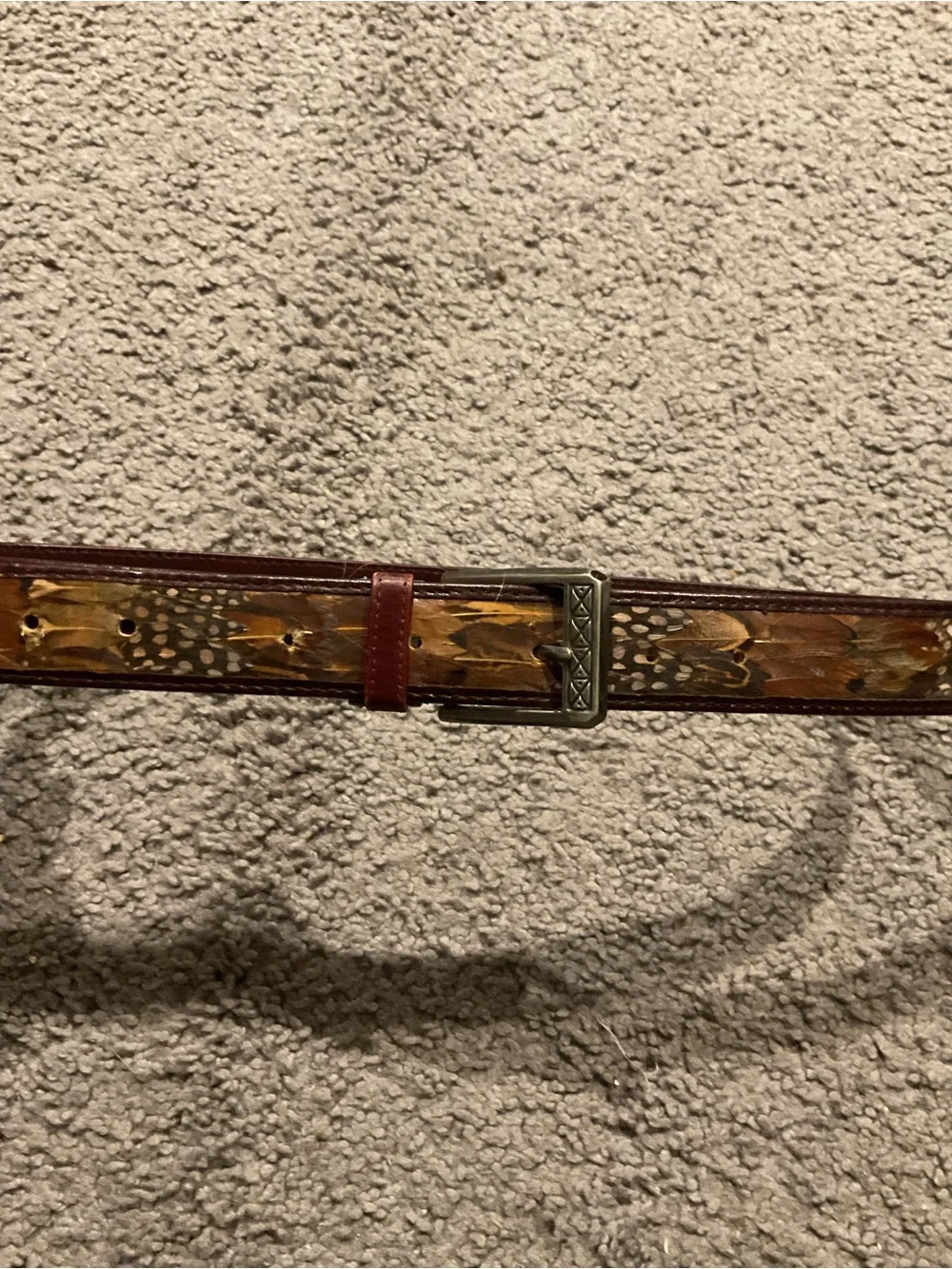 True Vintage Peacock Feather Brown Leather Belt with Brass-Toned Buckle 70’s